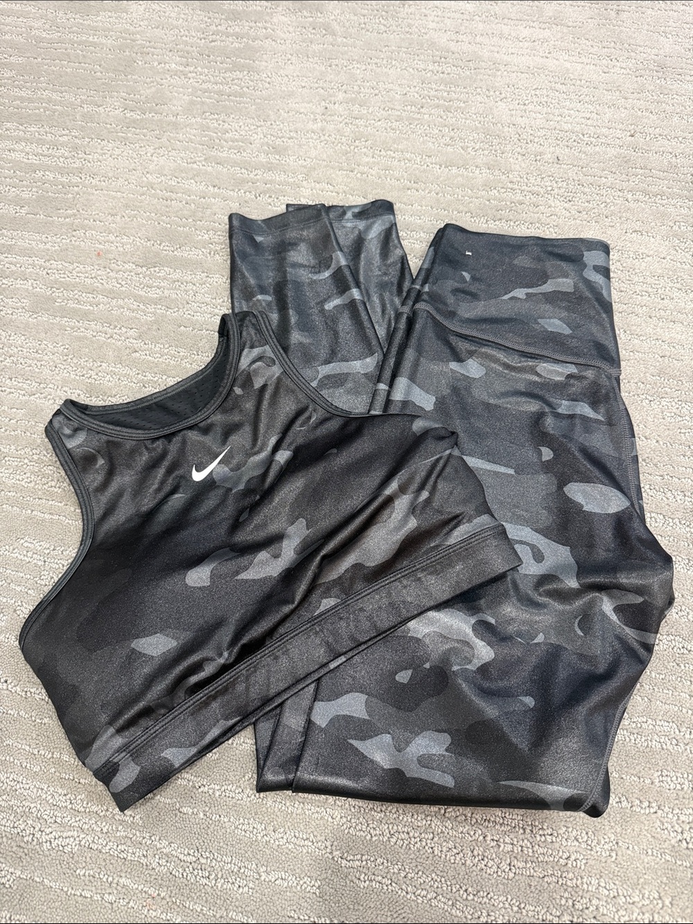 Nike Women's Dri-FIT One Mid-Rise Black Gray Camo full SET Size‎ Small